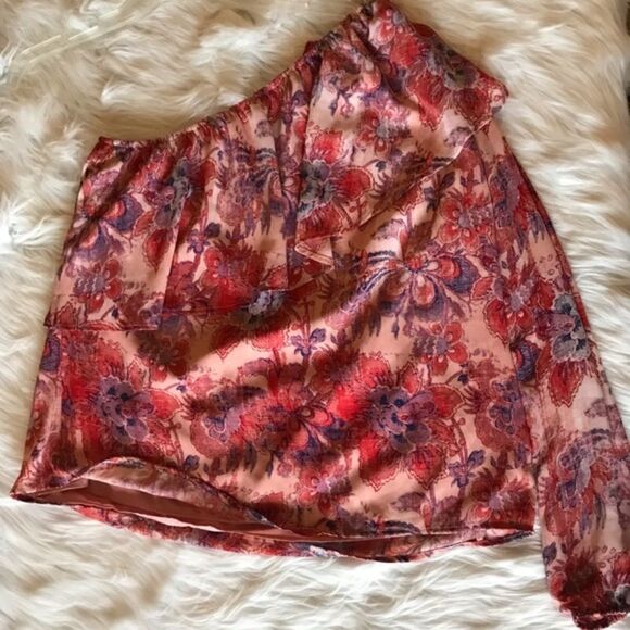 Belle & Sky One Shoulder Bohemian Floral Blouse Ruffle Size Medium Casual Top - Picture 3 of 8